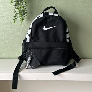 ✨Nike | Youth Brasilia JDI Mini Backpack | Just Do It | Swoosh | Black, White